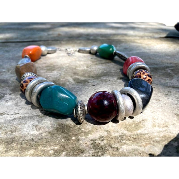 Large Lightweight Leopard Necklace - Multicolor Fashion Statement Necklace - Picture 3 of 7